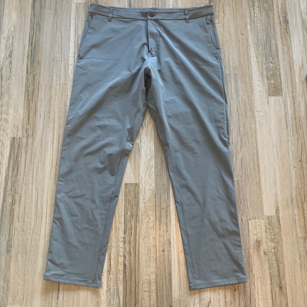 Lululemon men’s pants size 40